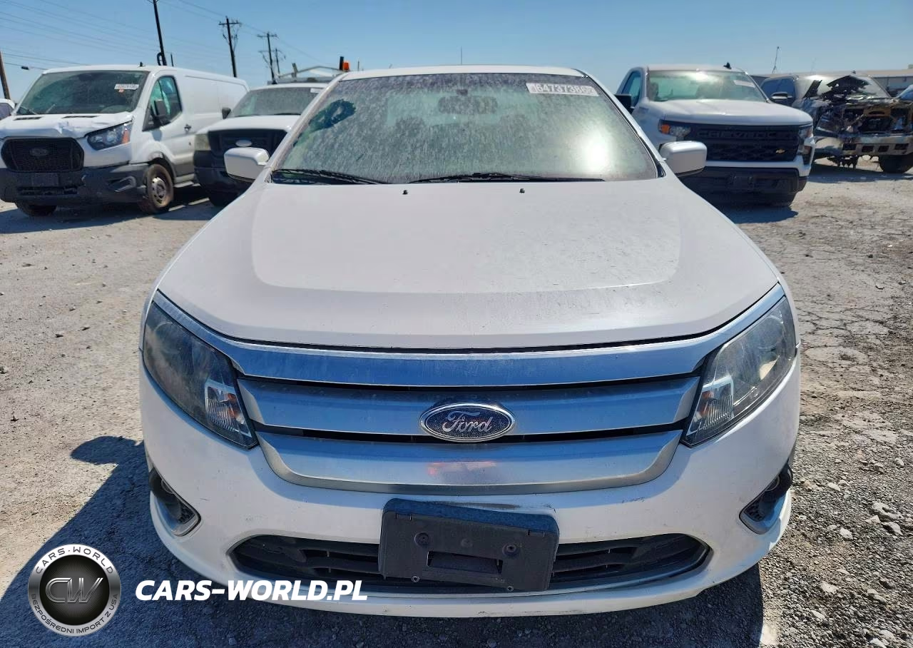 2010 Ford Fusion Hybrid VIN:3FADP0L35AR233950 - 5