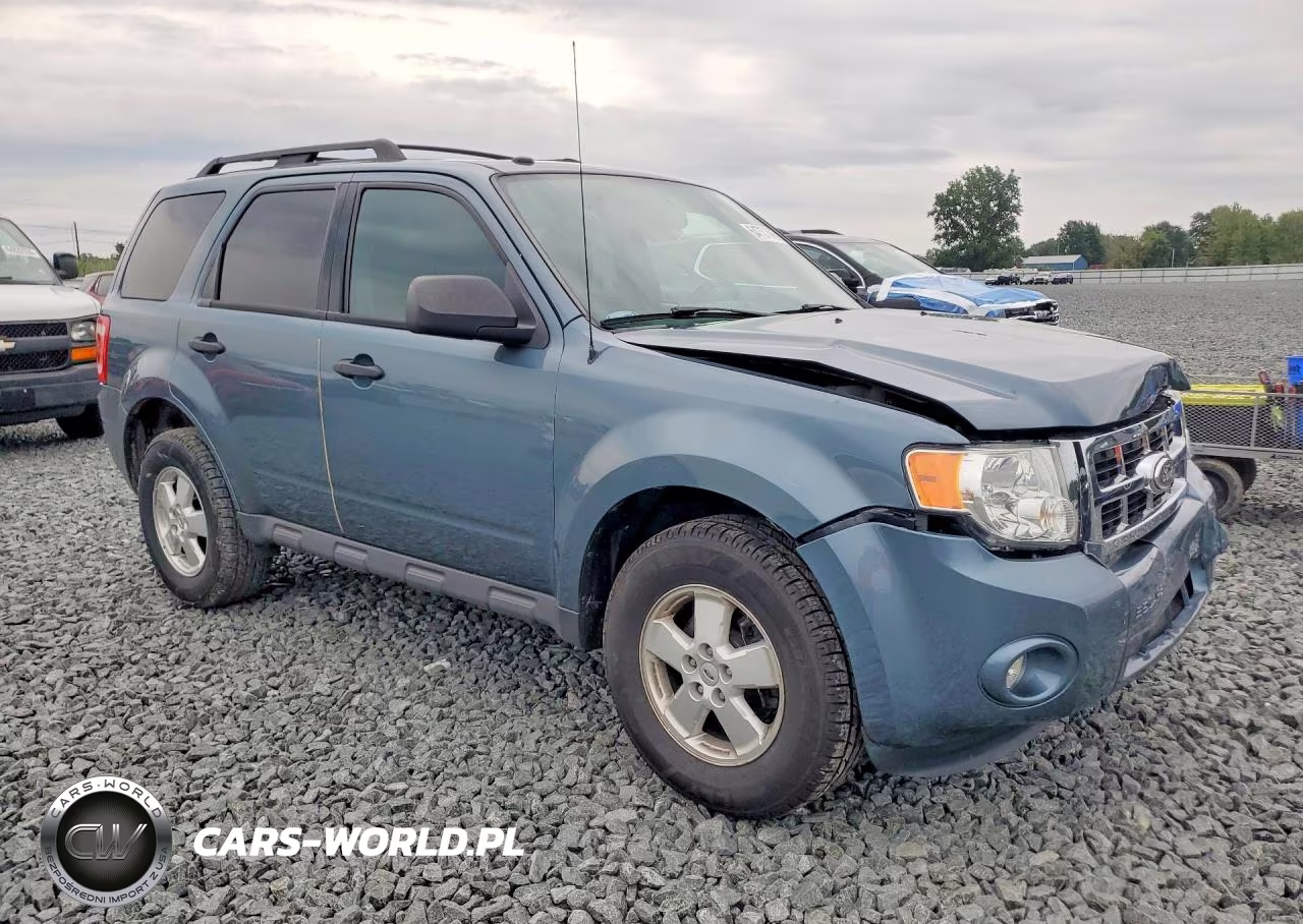2012 Ford Escape Xlt VIN:1FMCU0D77CKC03870 - 4
