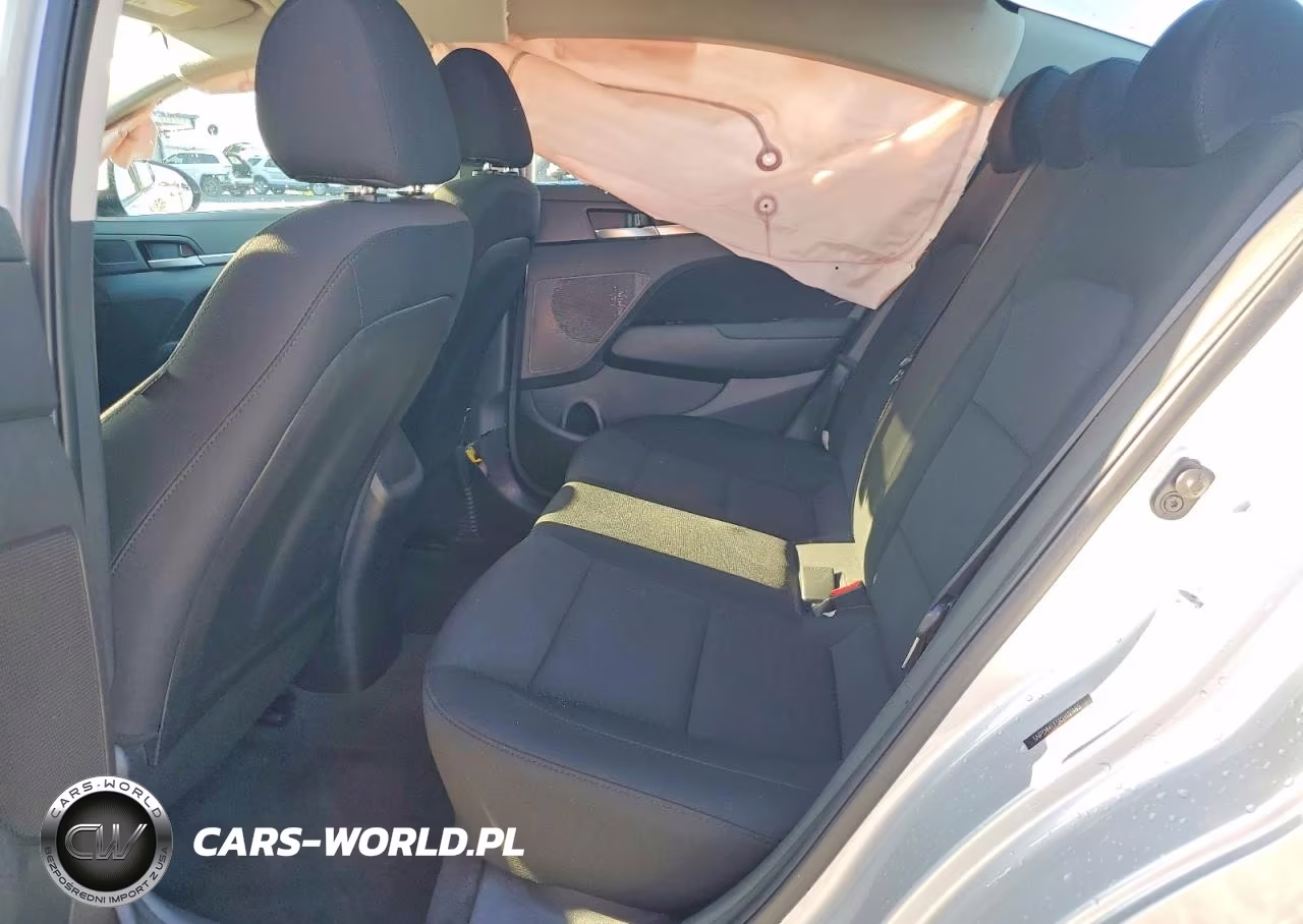 2019 Hyundai Elantra Sel VIN:5NPD84LF5KH481483 - 10