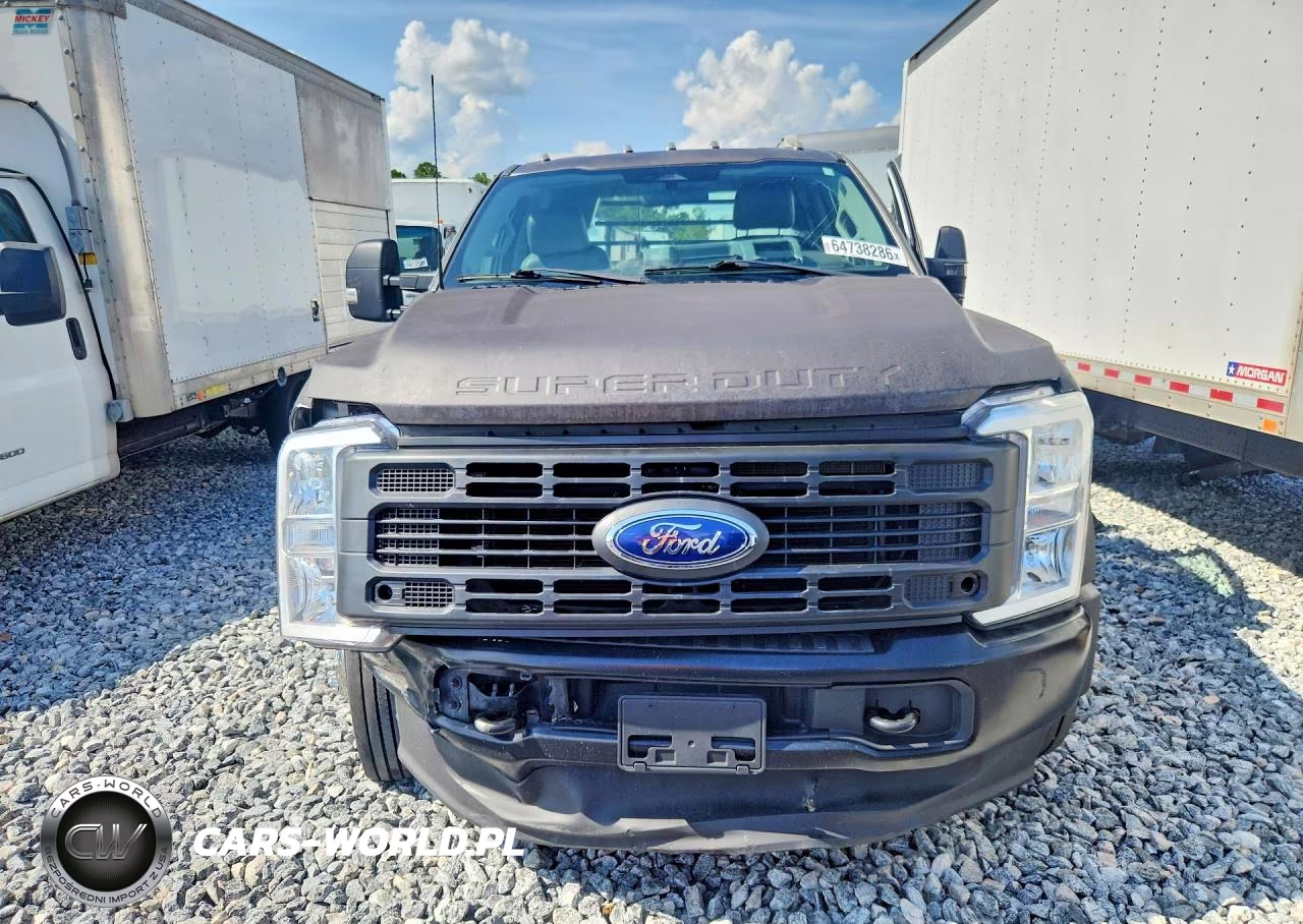 2024 Ford F550 Super Duty VIN:1FDUF5HT7RDA17942 - 5