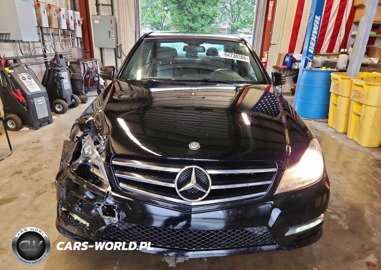 2014 Mercedes-Benz C 300 4Matic VIN:WDDGF8AB3EG177349 - 5