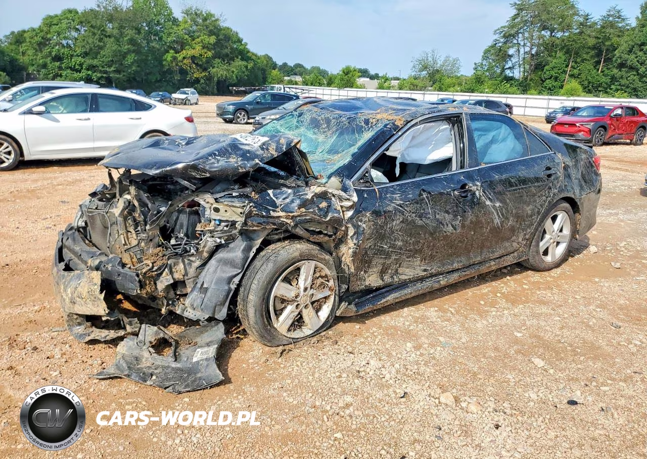 2014 Toyota Camry Se – zdjęcie 1 z 12