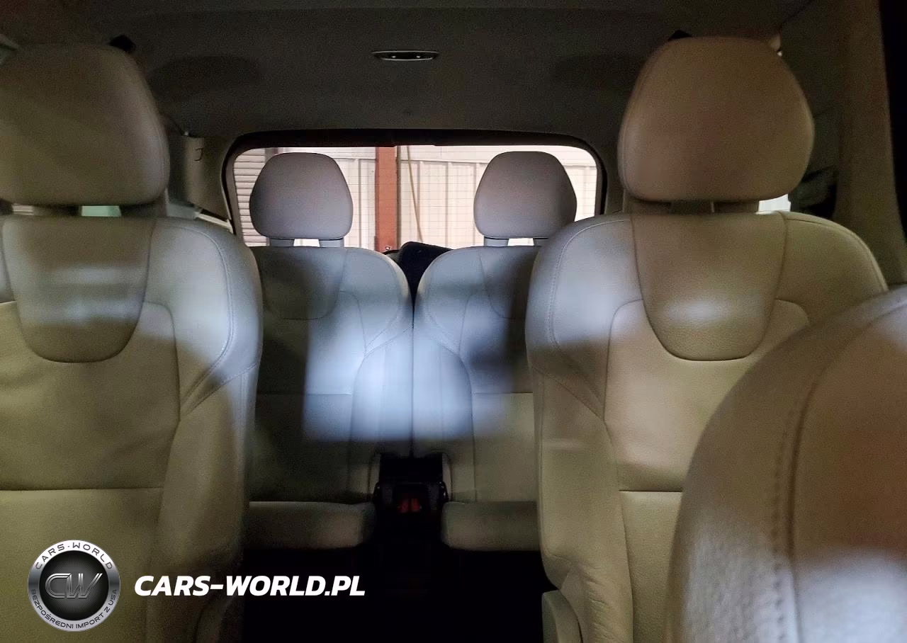 2021 Volvo Xc90 T6 Momentum VIN:YV4A221K9M1710442 - 10