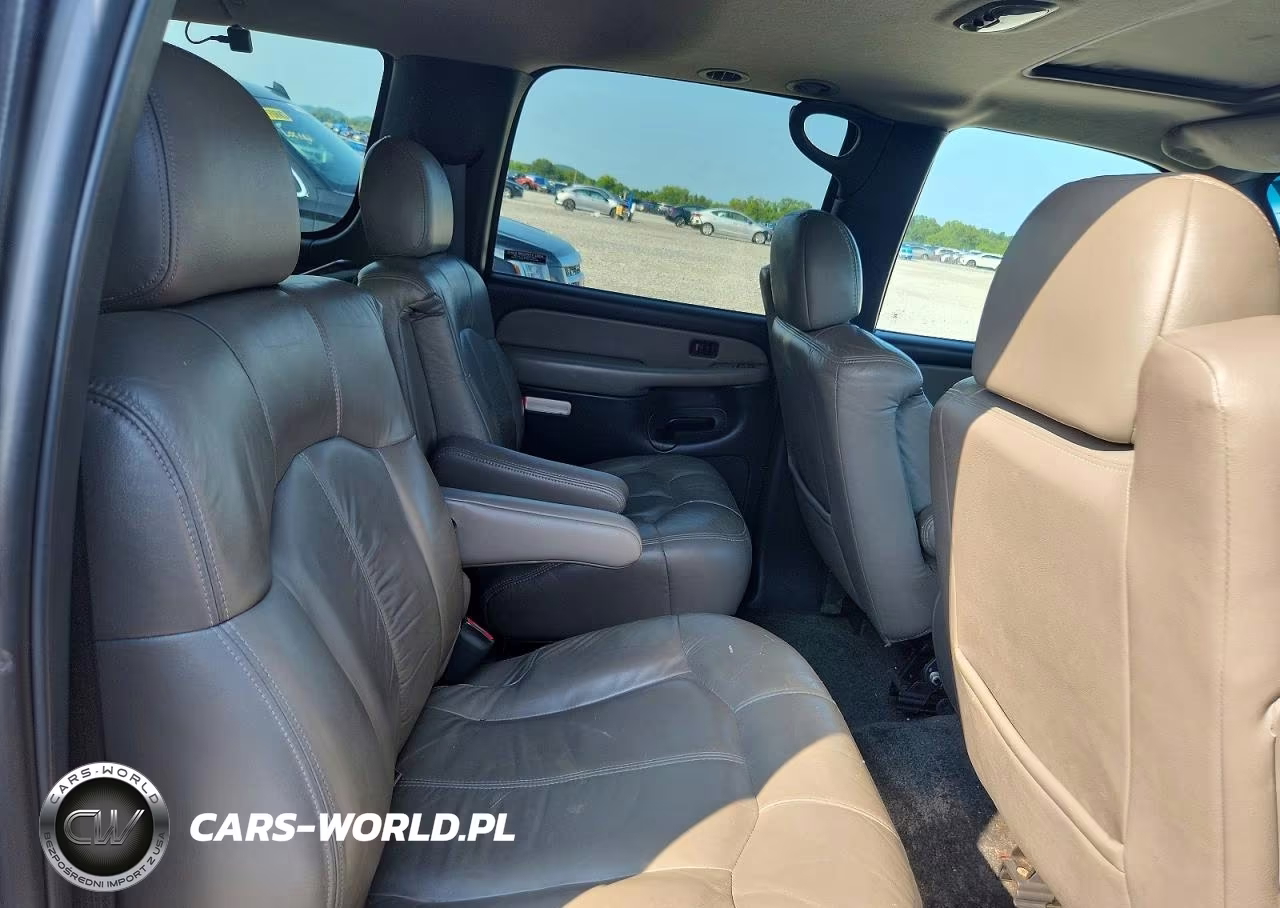 2000 Chevrolet Suburban K1500 VIN:3GNFK16T2YG211694 - 11