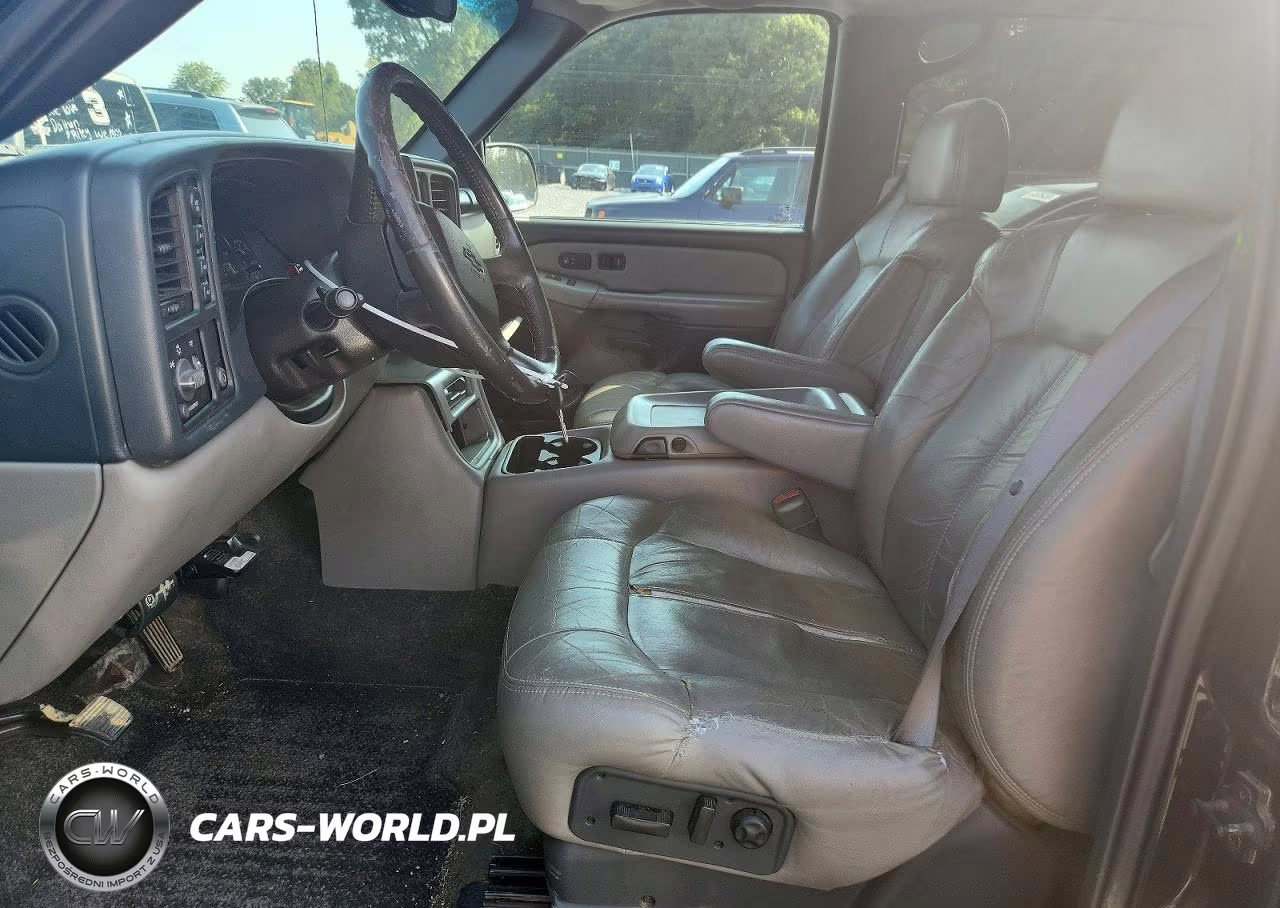 2000 Chevrolet Suburban K1500 VIN:3GNFK16T2YG211694 - 7