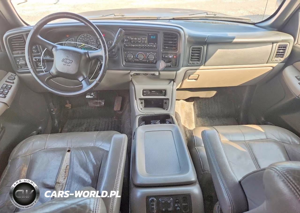 2000 Chevrolet Suburban K1500 VIN:3GNFK16T2YG211694 - 8