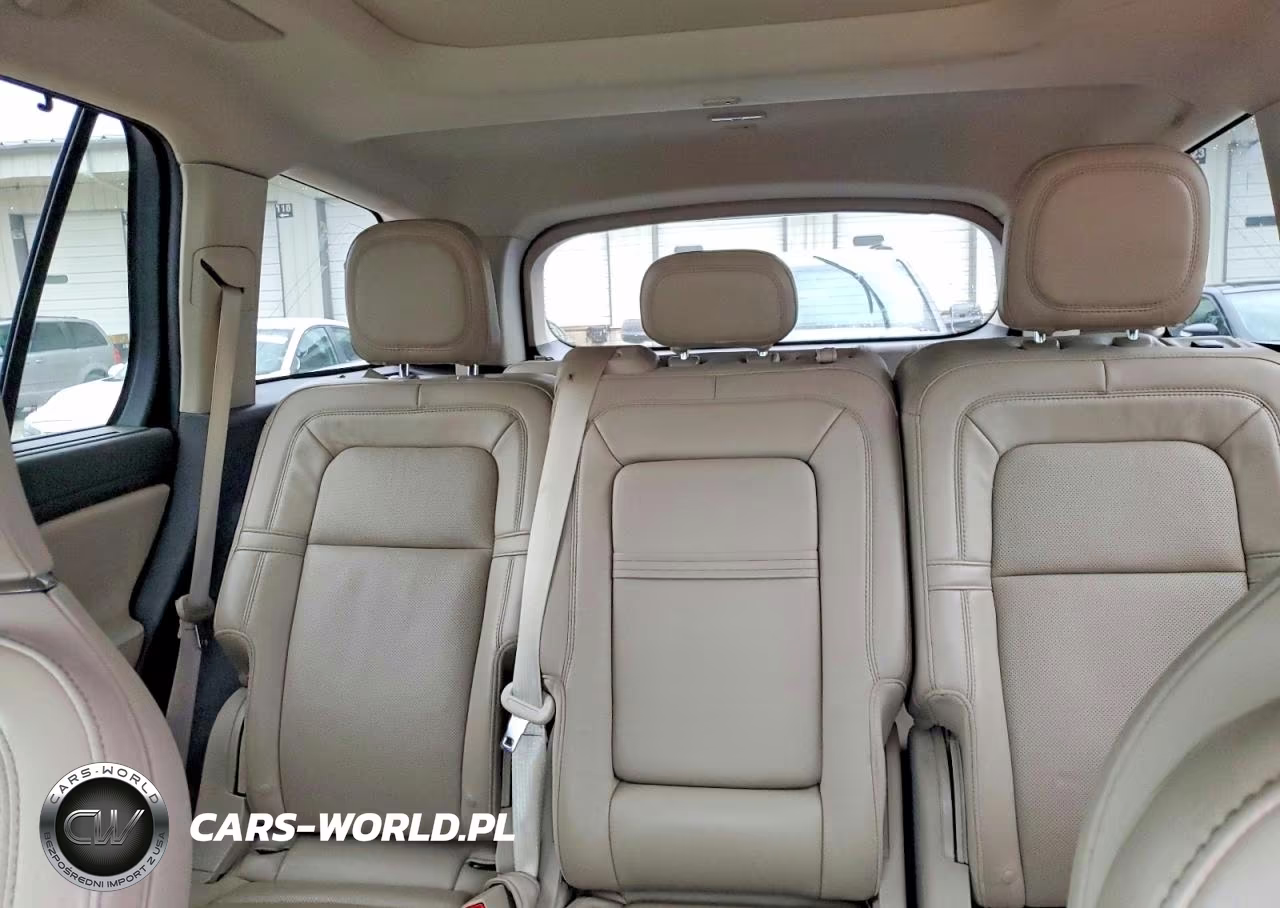 2020 Lincoln Aviator Reserve VIN:5LM5J7XC5LGL18552 - 10