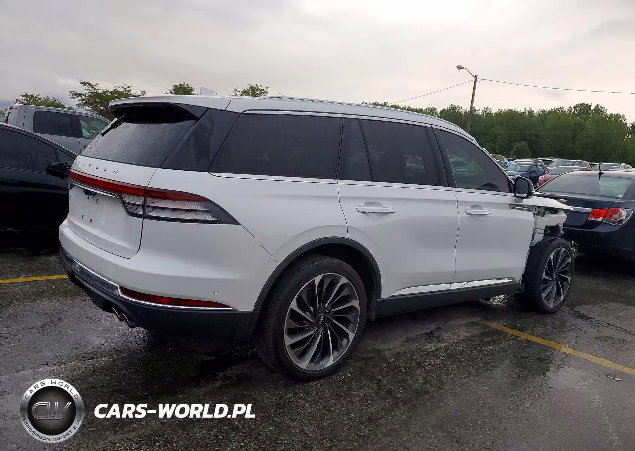 2020 Lincoln Aviator Reserve VIN:5LM5J7XC5LGL18552 - 3