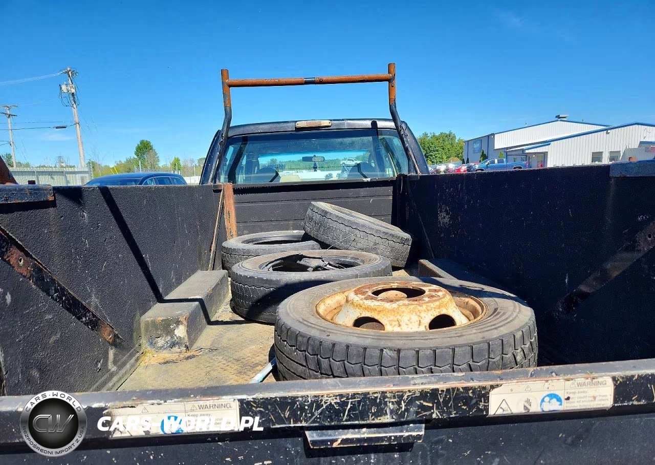 2008 Ford F450 Super Duty VIN:1FDXW47R88EA56593 - 10