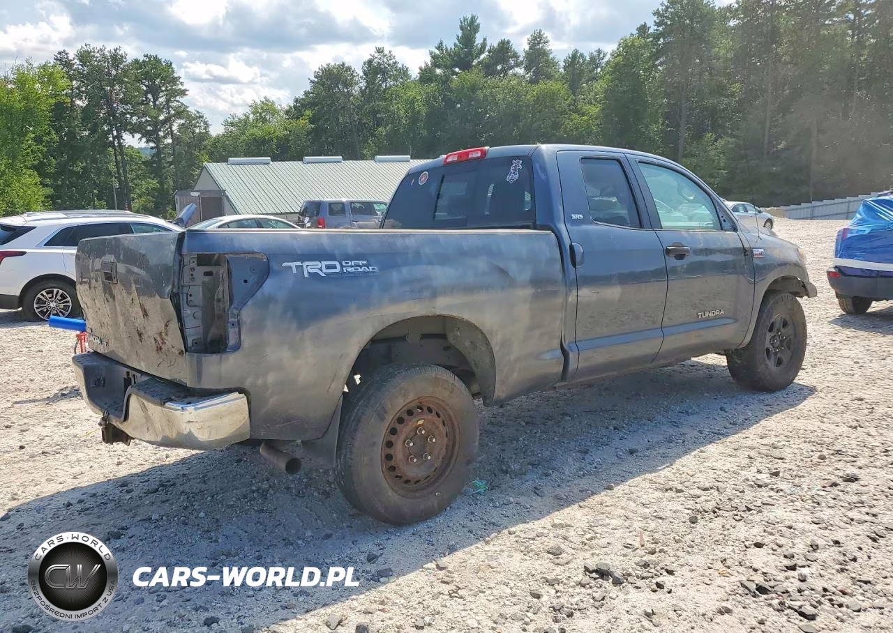2010 Toyota Tundra VIN:5TFUY5F19AX143268 - 3