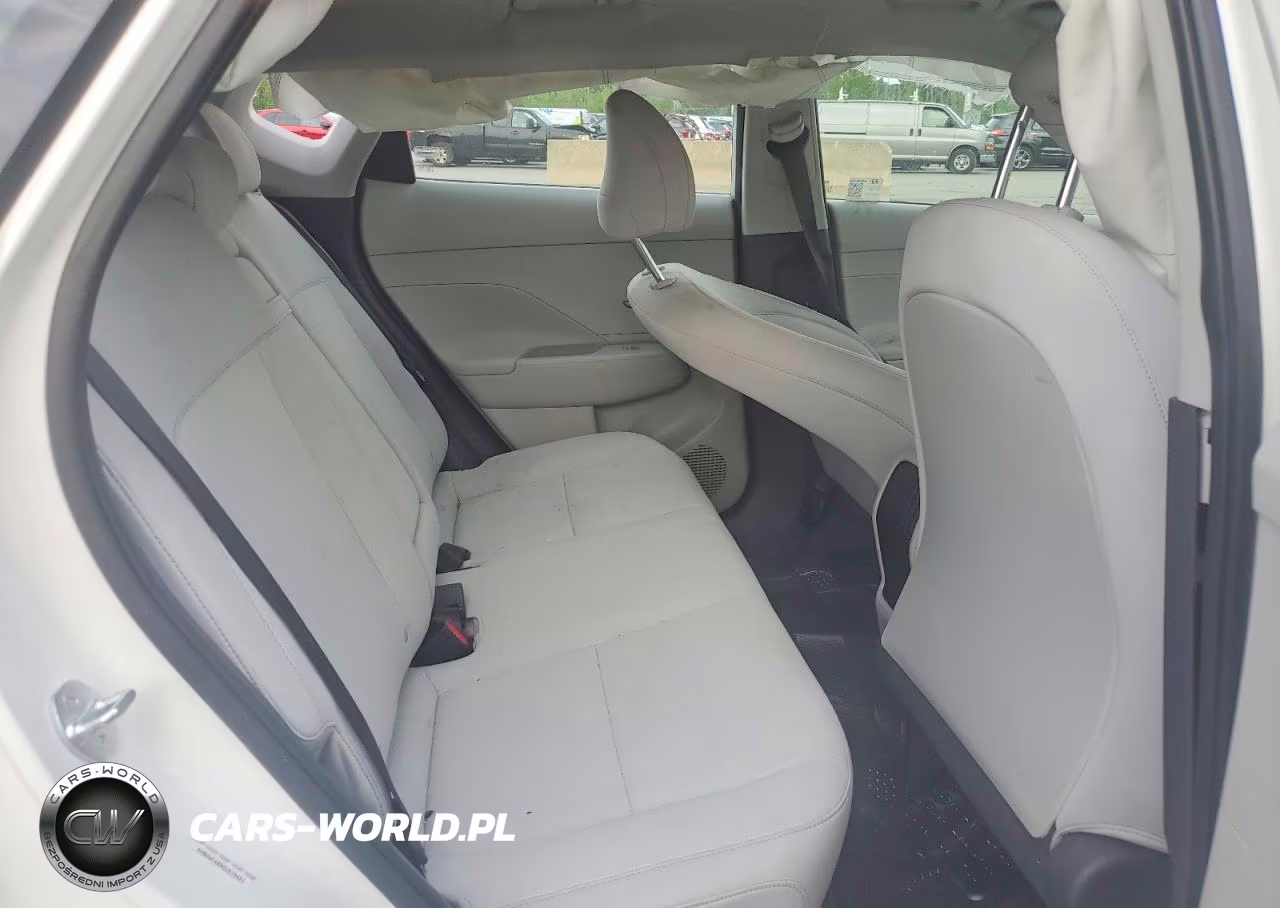 2025 Hyundai Kona Se VIN:KM8HACAB9SU219421 - 11