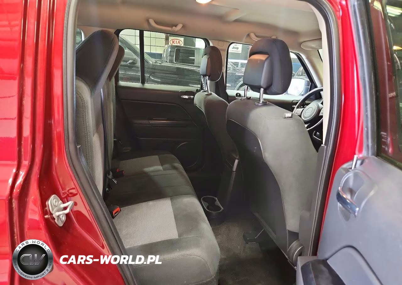 2017 Jeep Patriot Latitude VIN:1C4NJRFB8HD159675 - 11