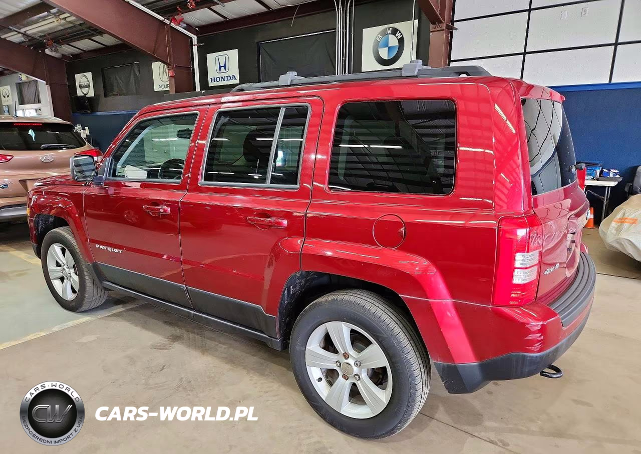 2017 Jeep Patriot Latitude VIN:1C4NJRFB8HD159675 - 2