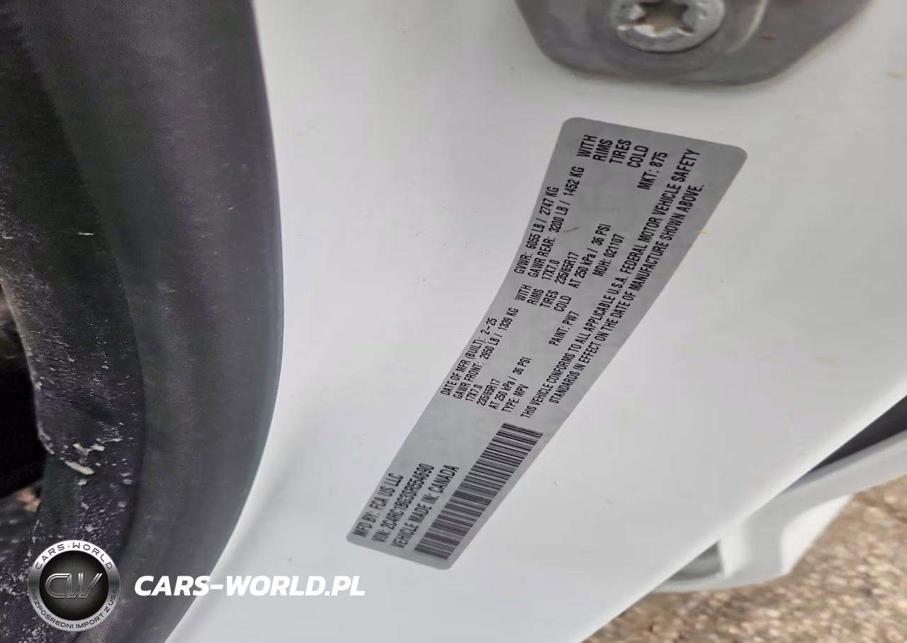 2025 Chrysler Pacifica Select VIN:2C4RC1BG3SR554690 - 13