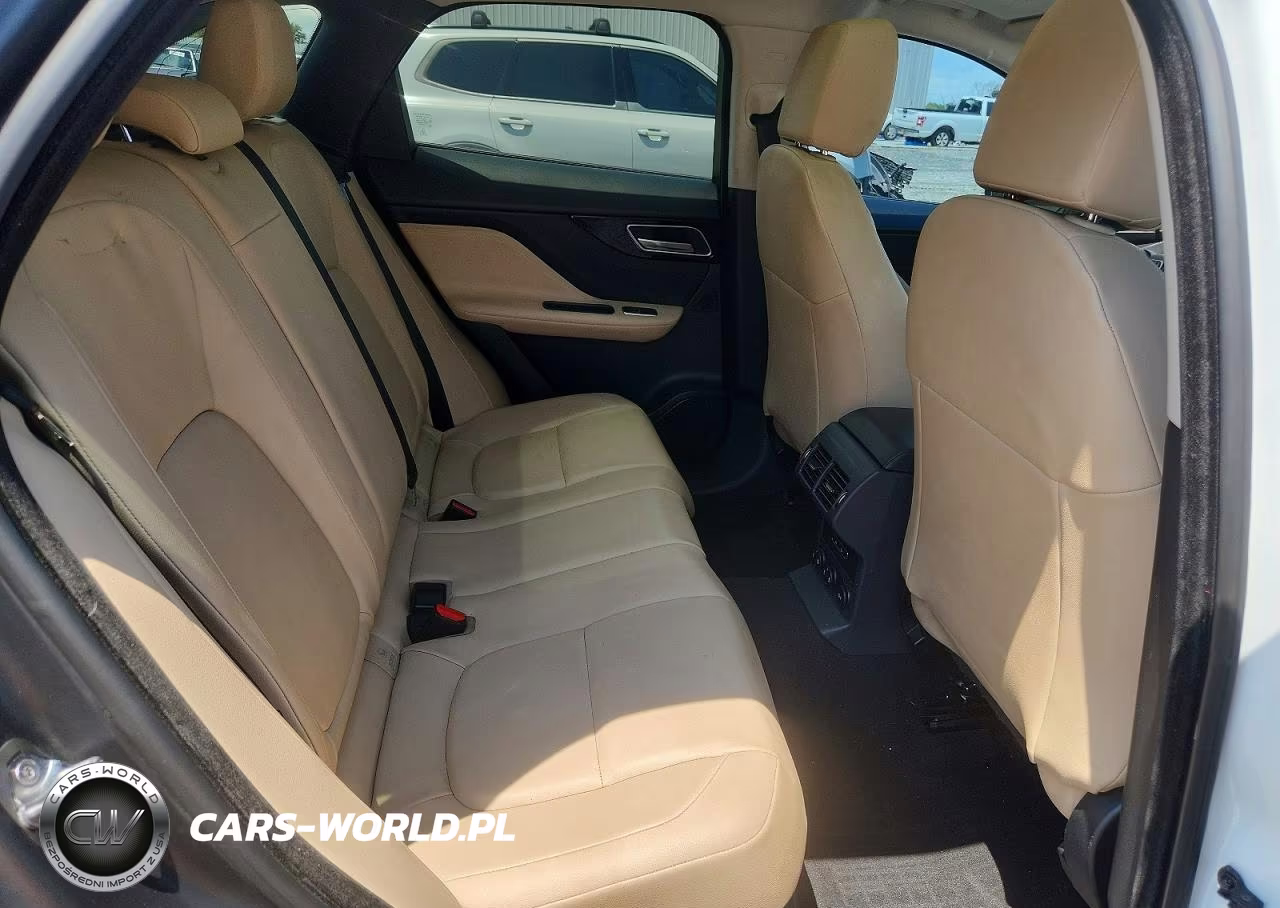 2017 Jaguar F-Pace Premium VIN:SADCJ2BVXHA893996 - 11