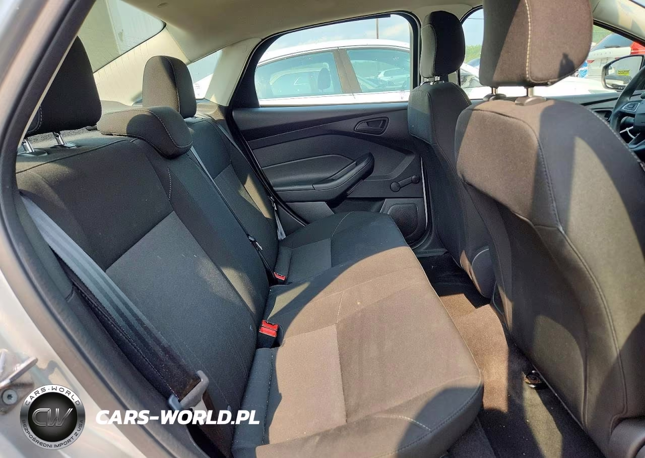 2017 Ford Focus S VIN:1FADP3E26HL335675 - 10