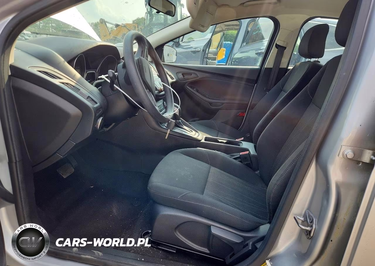 2017 Ford Focus S VIN:1FADP3E26HL335675 - 7