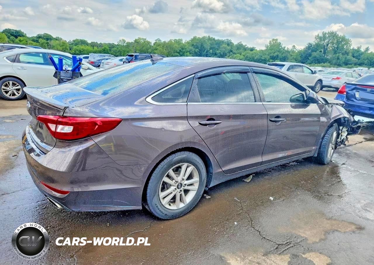 2015 Hyundai Sonata Se VIN:5NPE24AF6FH164200 - 3