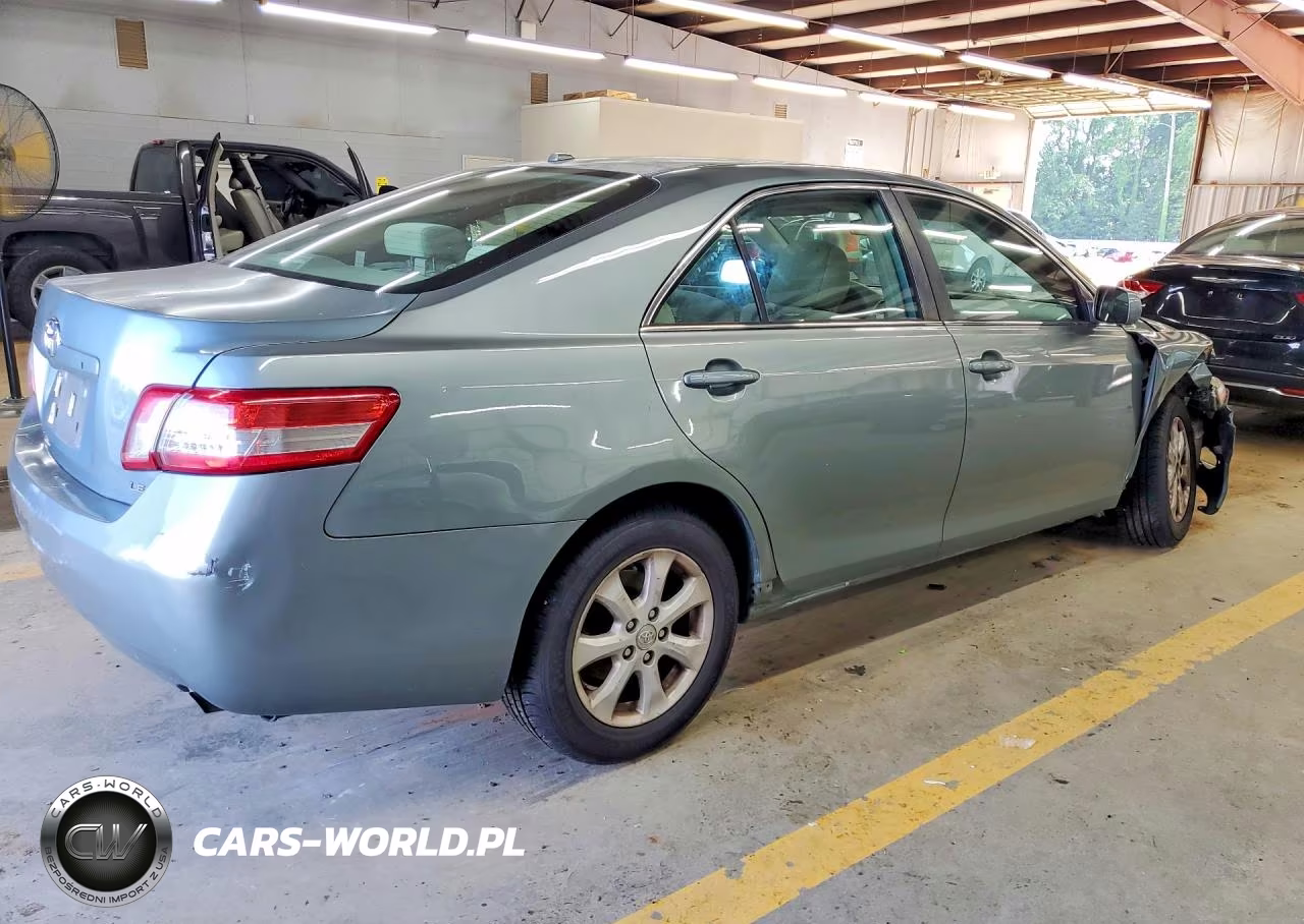 2011 Toyota Camry Le VIN:4T1BF3EK9BU733688 - 3