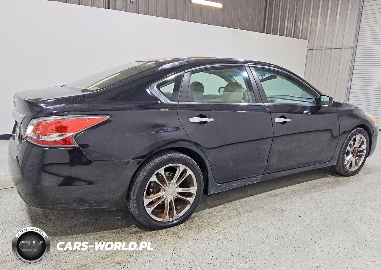2014 Nissan Altima VIN:1N4AL3AP8EN332129 - 3