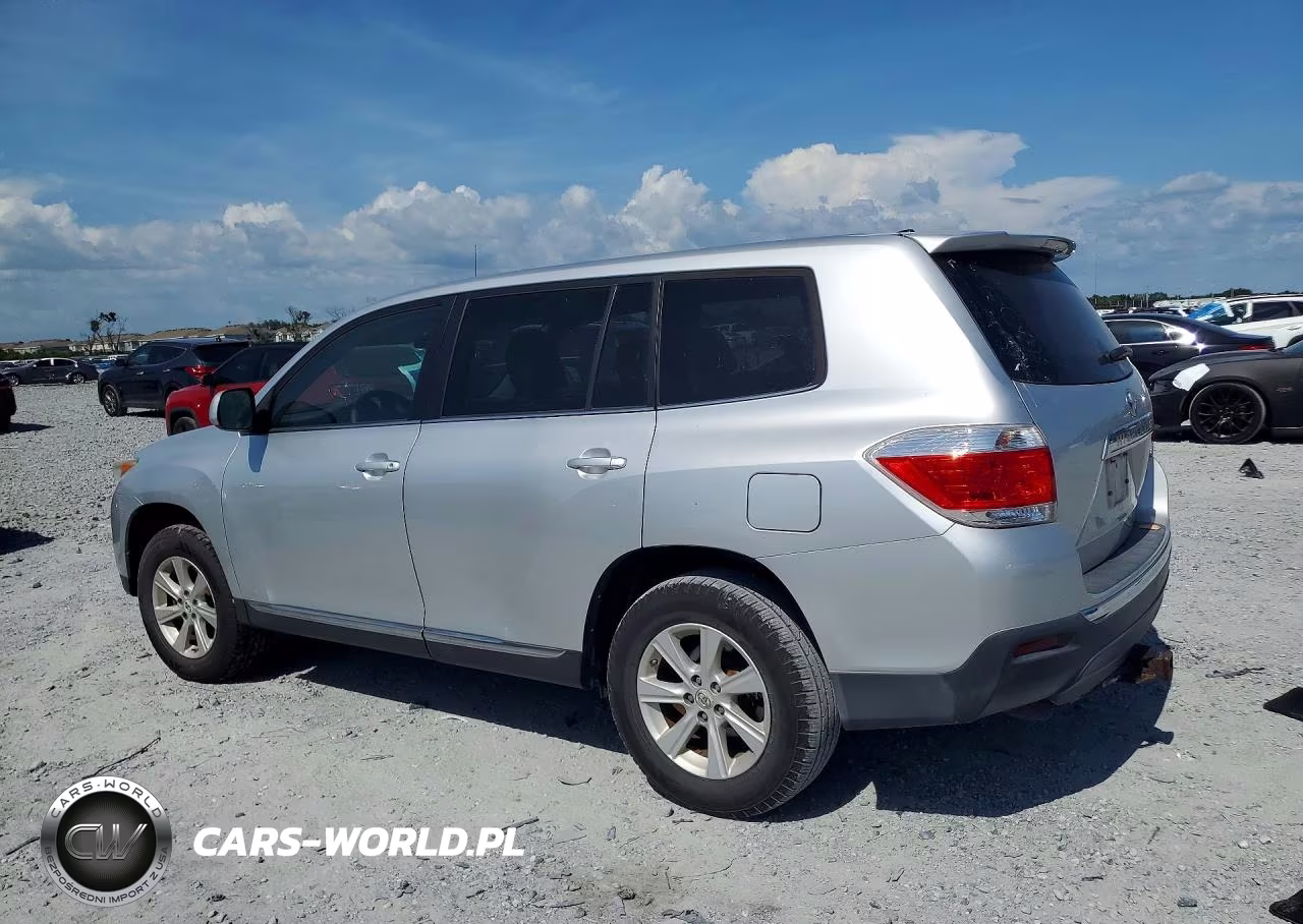 2011 Toyota Highlander Base VIN:5TDBK3EH4BS085640 - 2