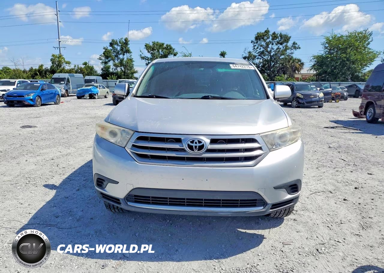 2011 Toyota Highlander Base VIN:5TDBK3EH4BS085640 - 5
