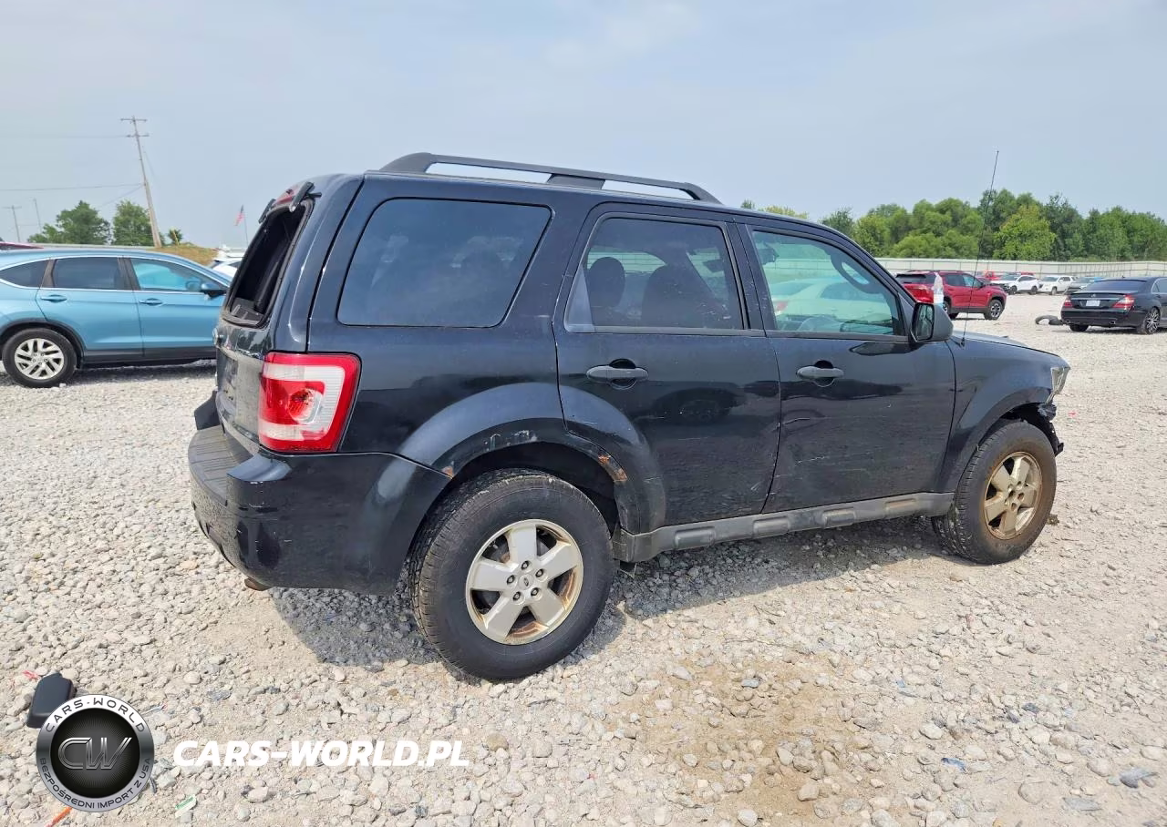 2010 Ford Escape Xlt VIN:1FMCU9D7XAKA79823 - 3