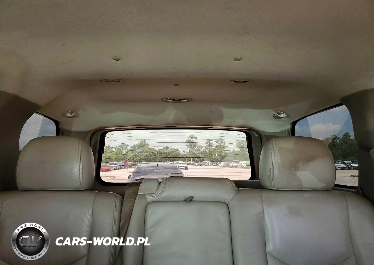 2003 Chevrolet Tahoe VIN:1GNEC13Z23R291475 - 10