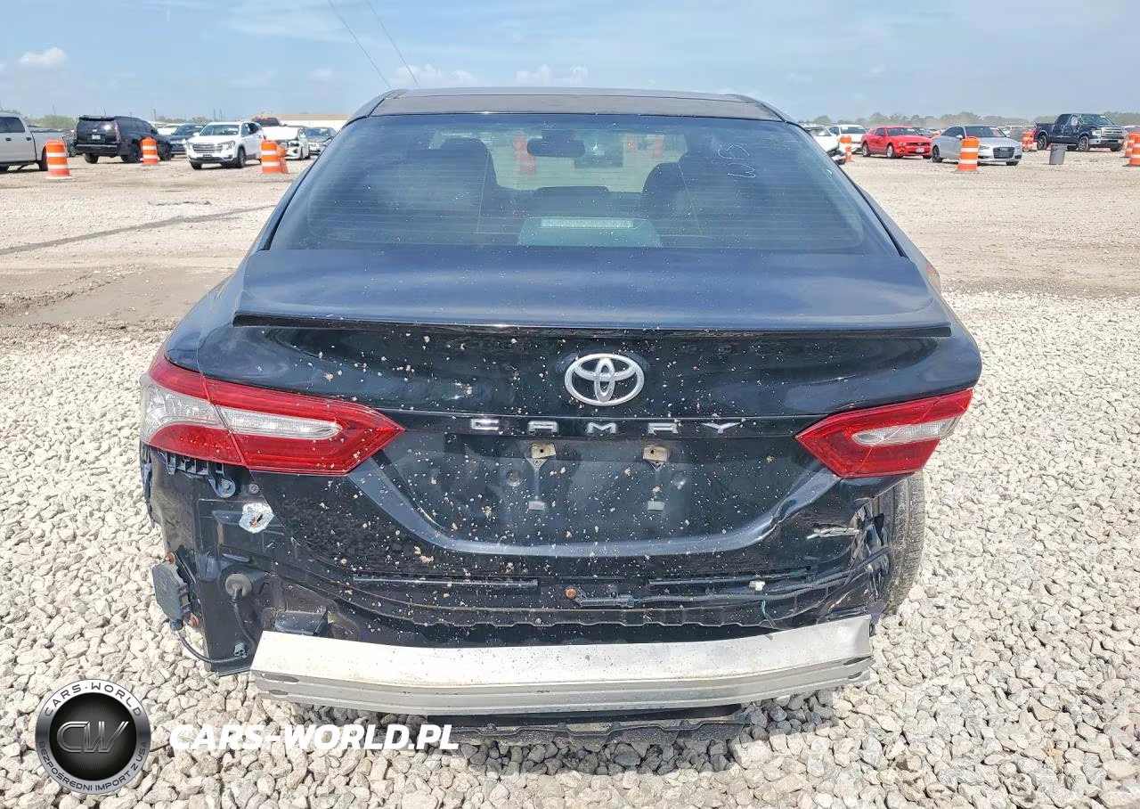 2018 Toyota Camry Xse VIN:4T1B61HK7JU018150 - 6
