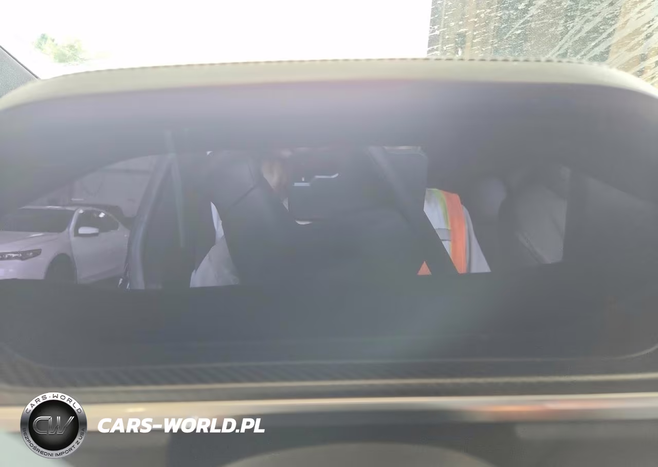 2022 Tesla Model X VIN:7SAXCBE60NF341411 - 9