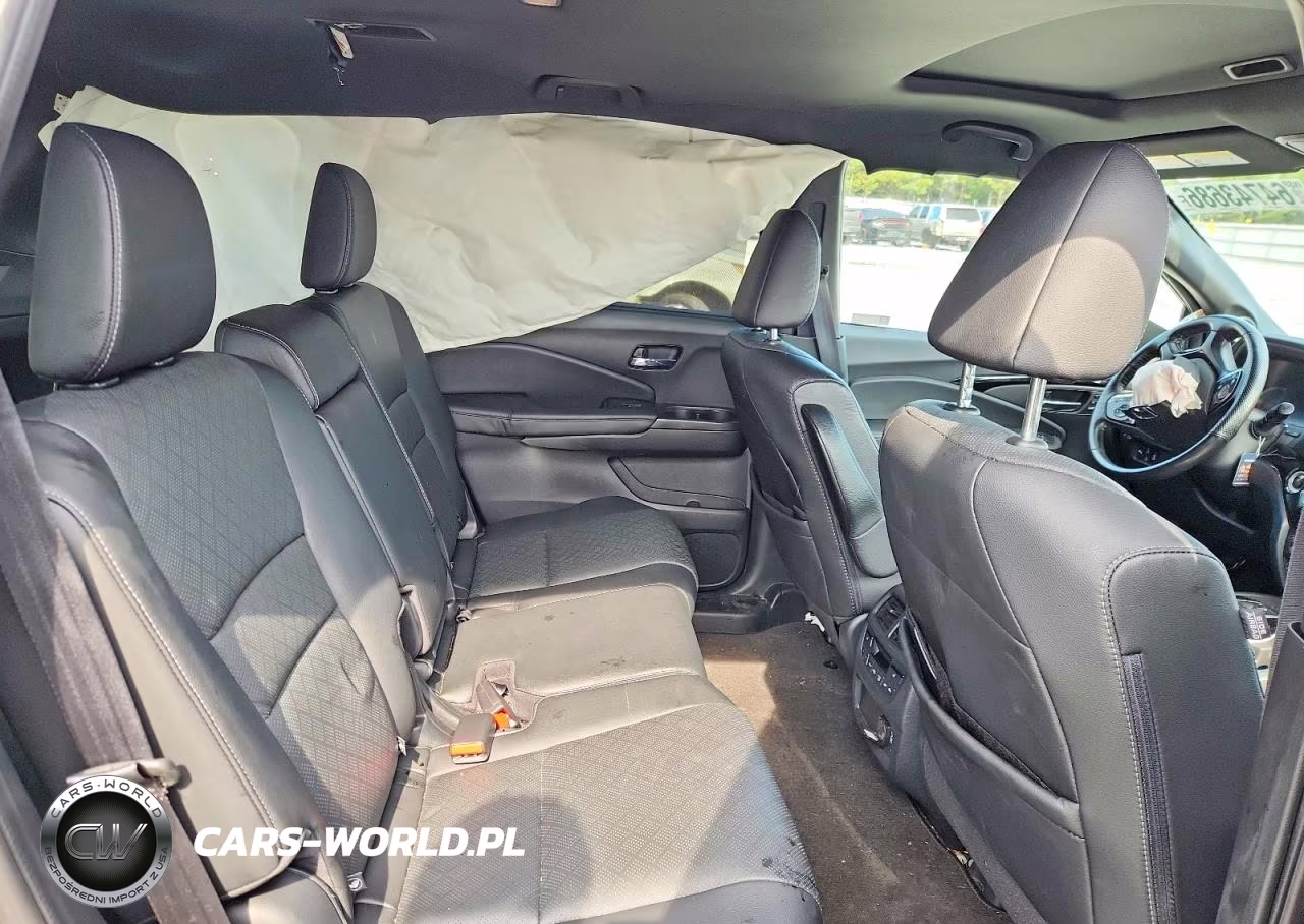 2021 Honda Passport Elite VIN:5FNYF8H03MB035417 - 10