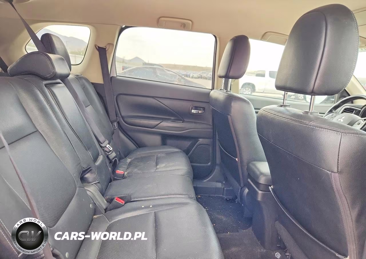 2016 Mitsubishi Outlander Se VIN:JA4AZ3A32GZ064996 - 10