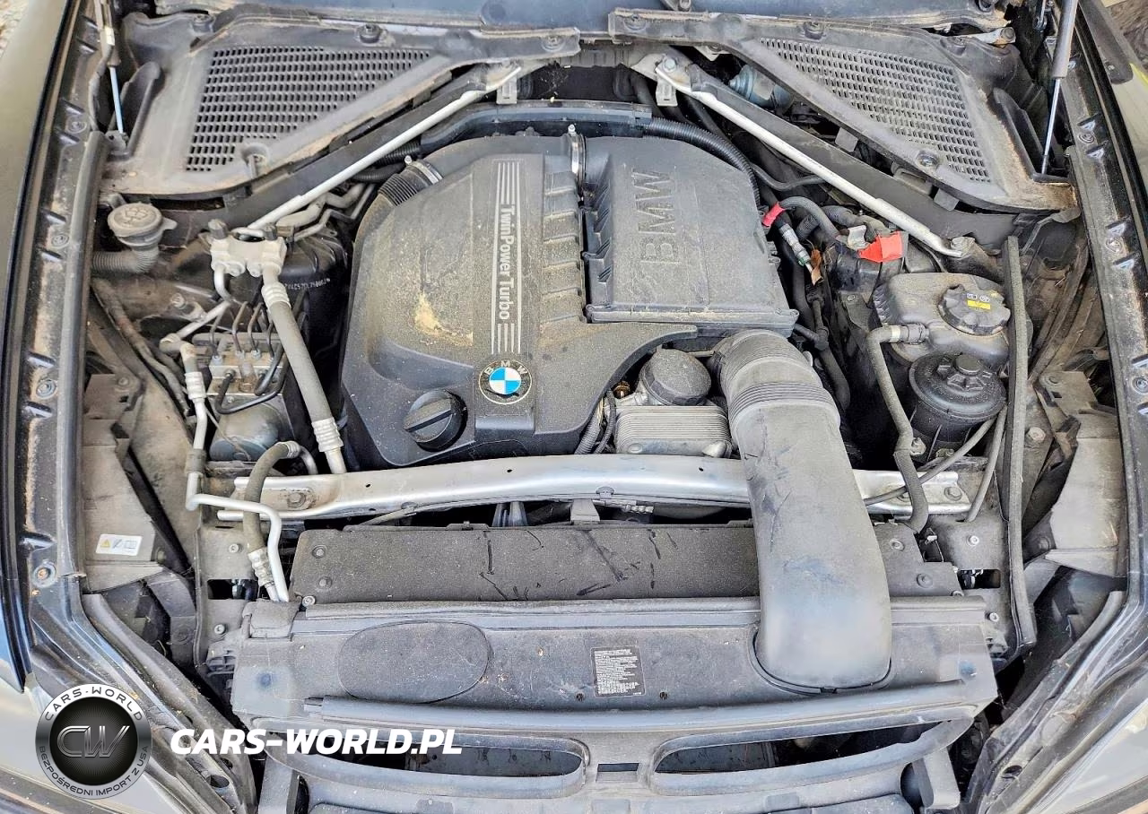 2012 BMW X5 xDrive35I VIN:5UXZV4C57CL758863 - 12