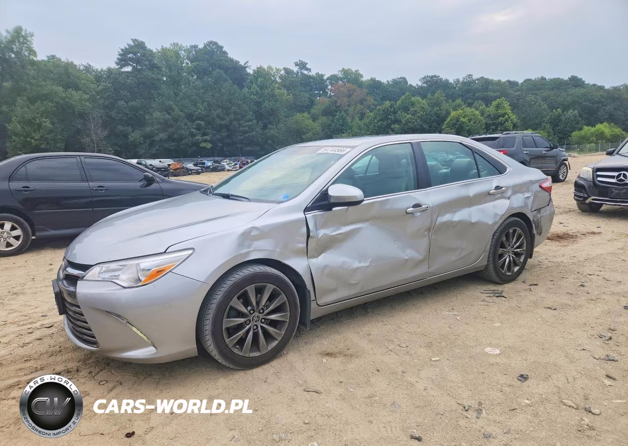 2015 Toyota Camry Xle – zdjęcie 1 z 12