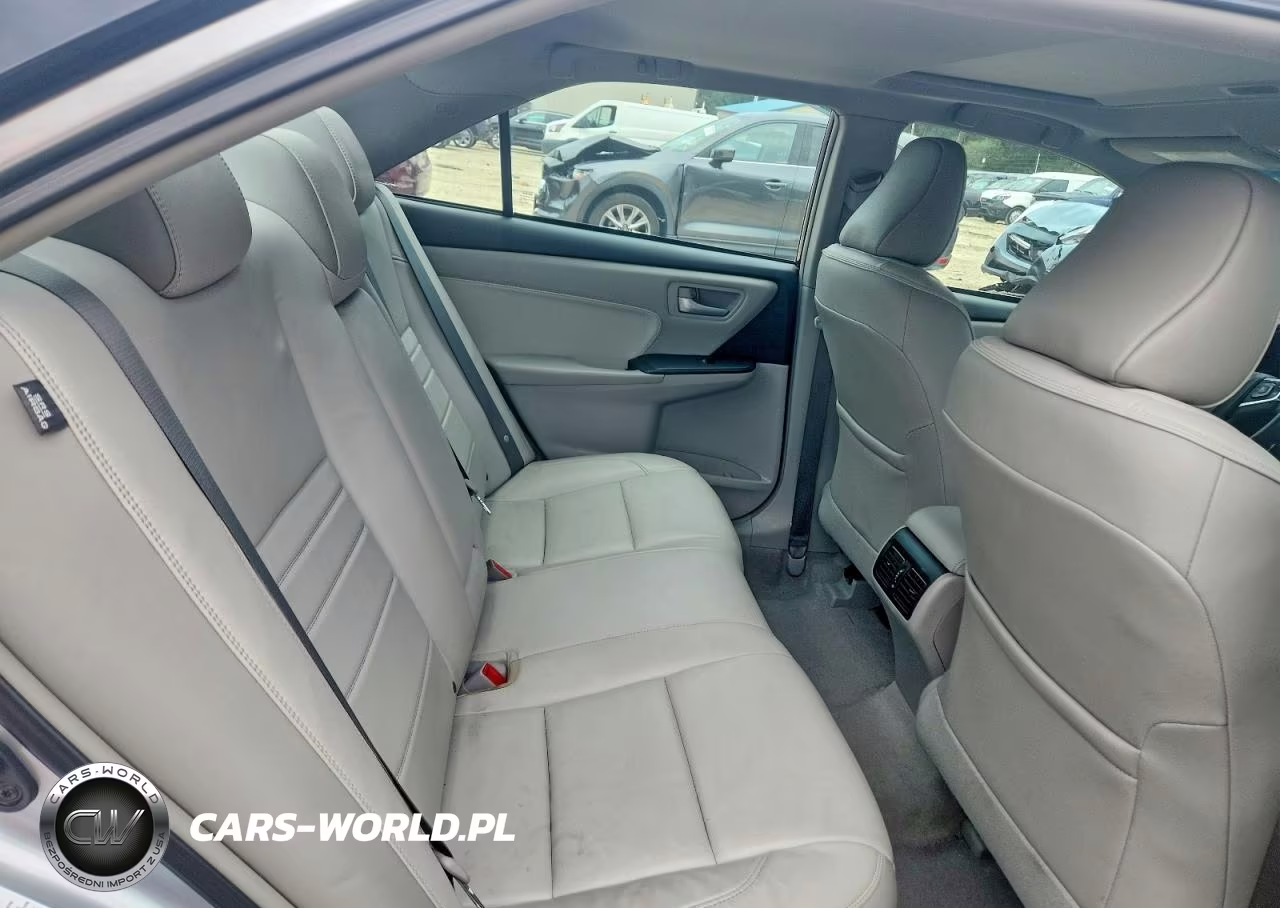 2015 Toyota Camry Xle VIN:4T1BF1FK8FU913687 - 10