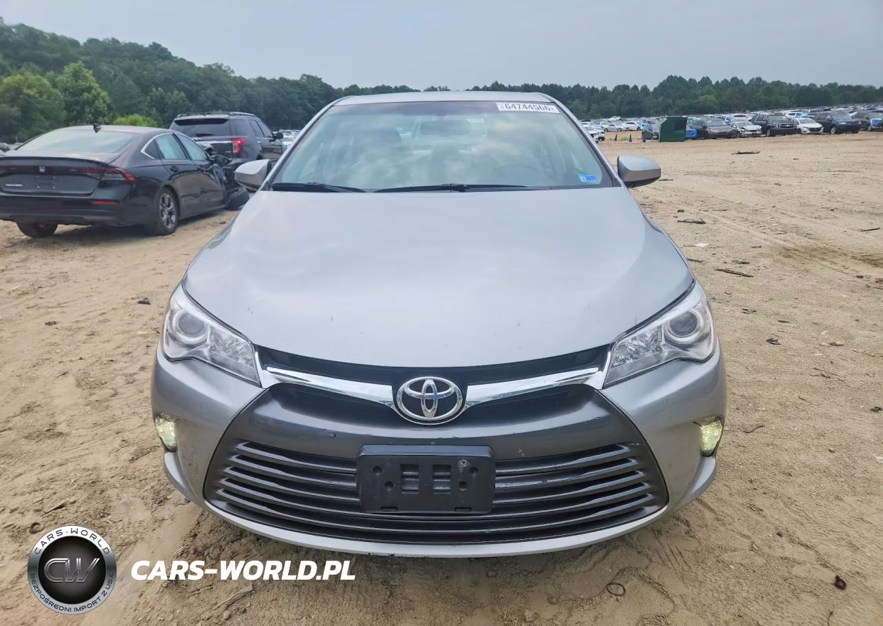 2015 Toyota Camry Xle VIN:4T1BF1FK8FU913687 - 5