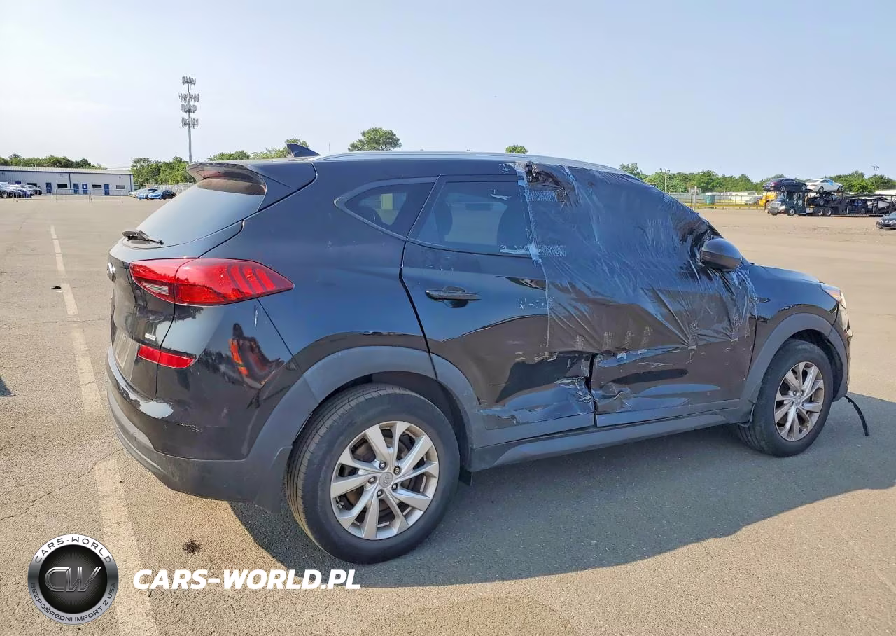 2021 Hyundai Tucson Value VIN:KM8J3CA47MU328153 - 3
