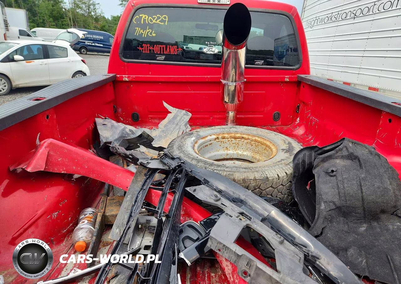 2005 Ford F250 Super Duty VIN:1FTSF21P55EC81818 - 10