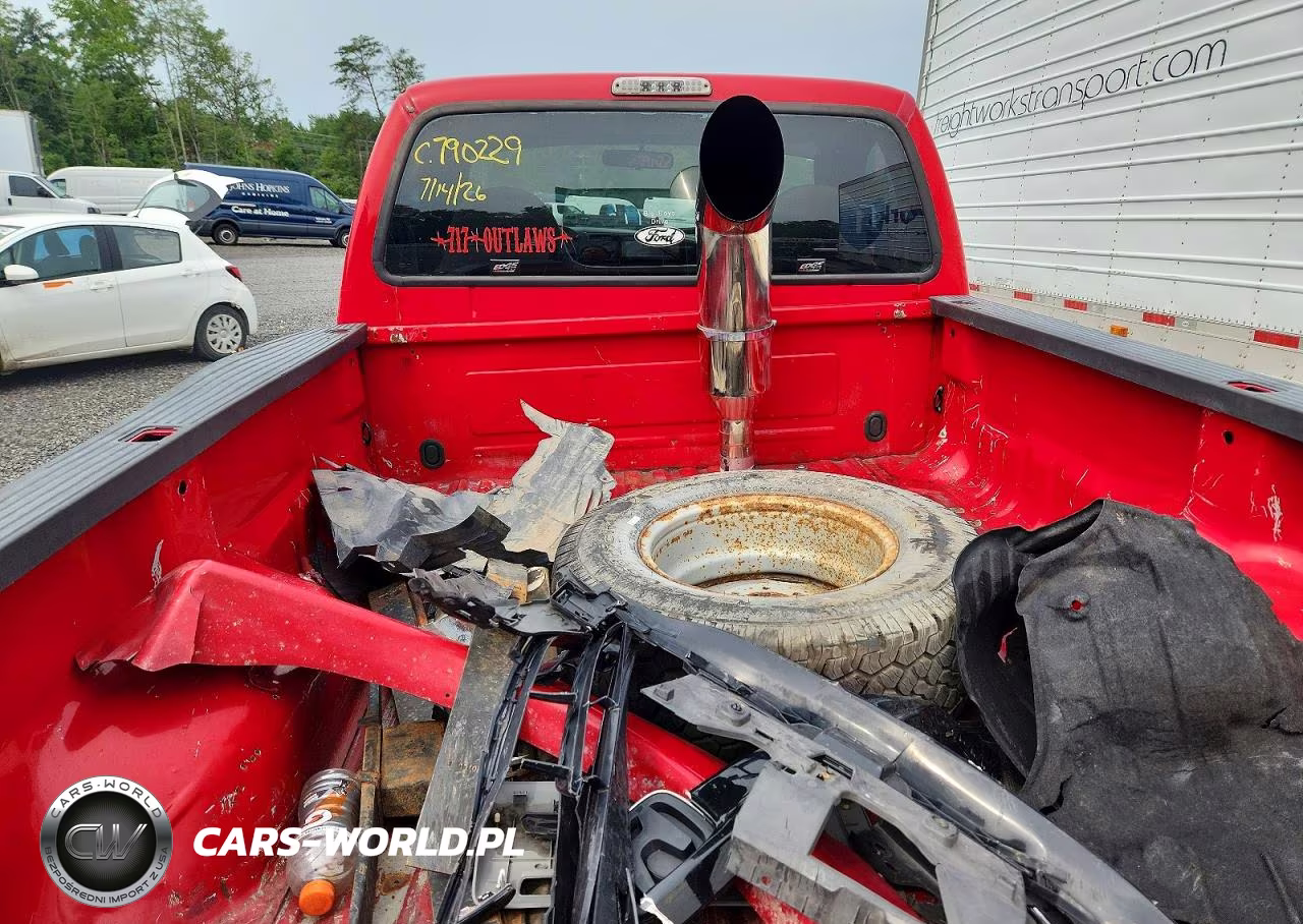 2005 Ford F250 Super Duty VIN:1FTSF21P55EC81818 - 11