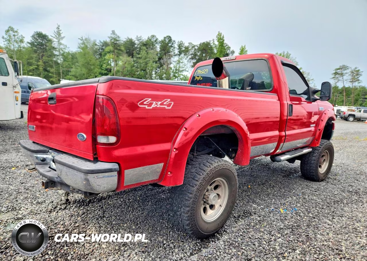 2005 Ford F250 Super Duty VIN:1FTSF21P55EC81818 - 3