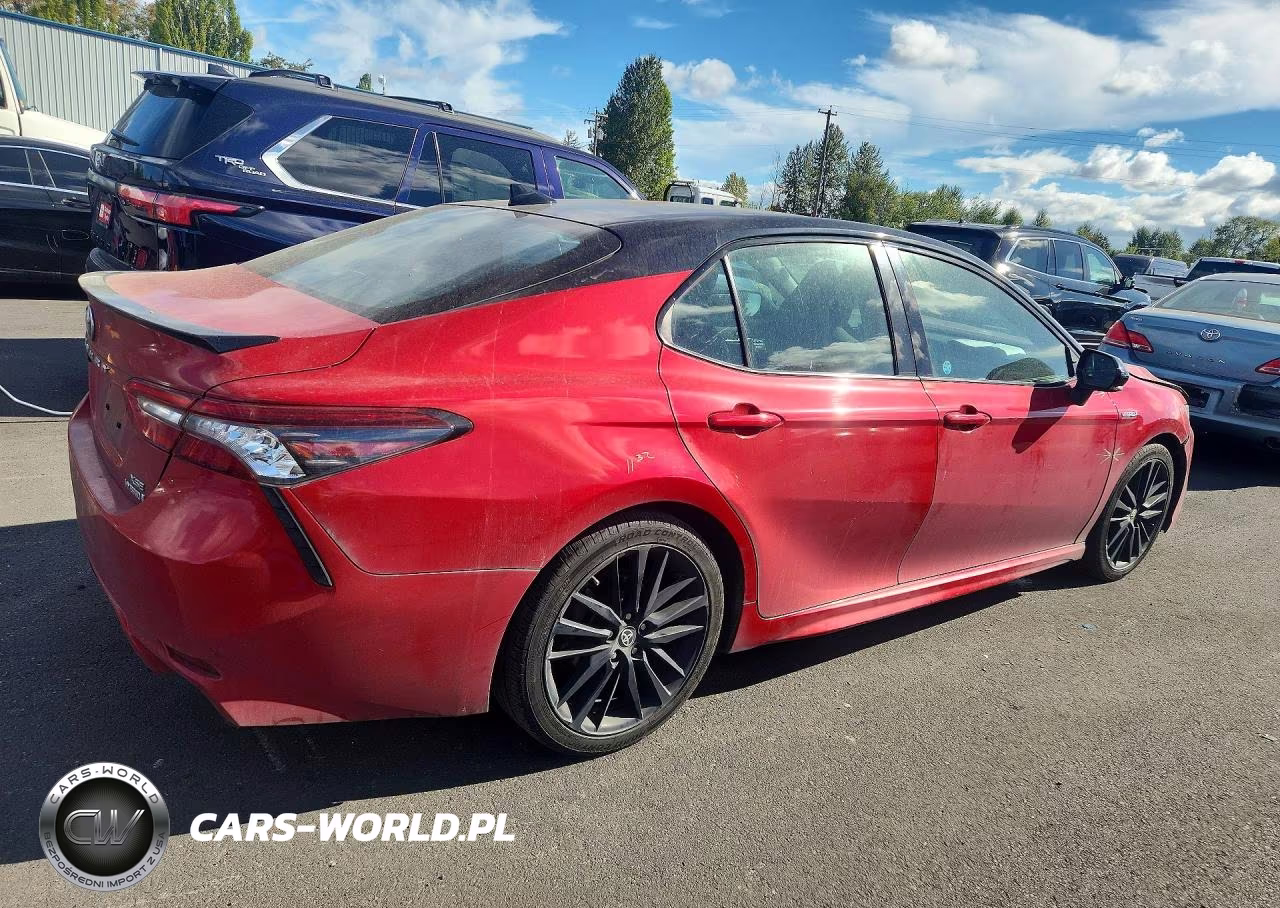 2021 Toyota Camry Xse VIN:4T1K31AK1MU020919 - 3