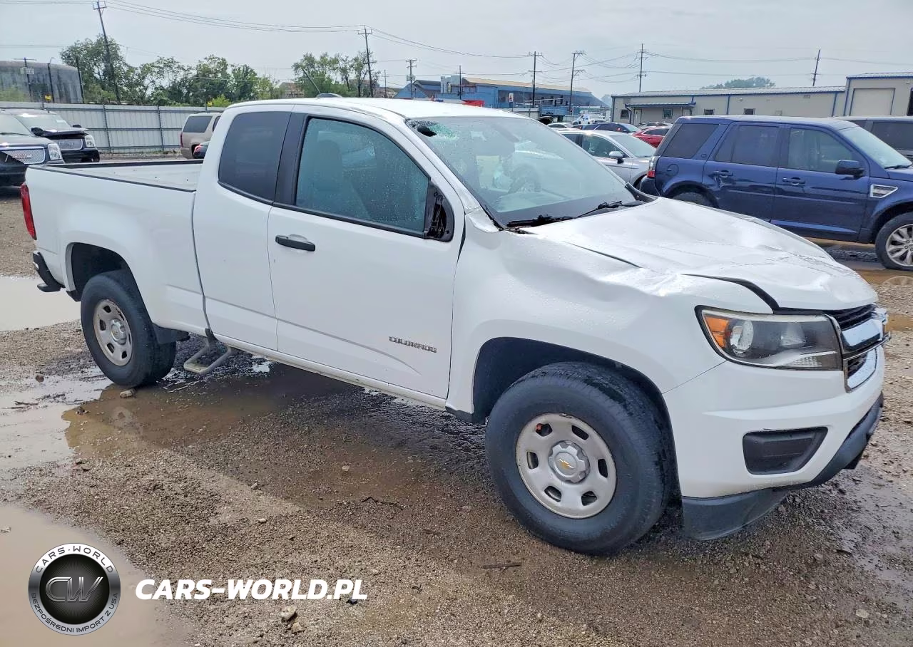 2018 Chevrolet Colorado VIN:1GCHSBEA0J1190632 - 4