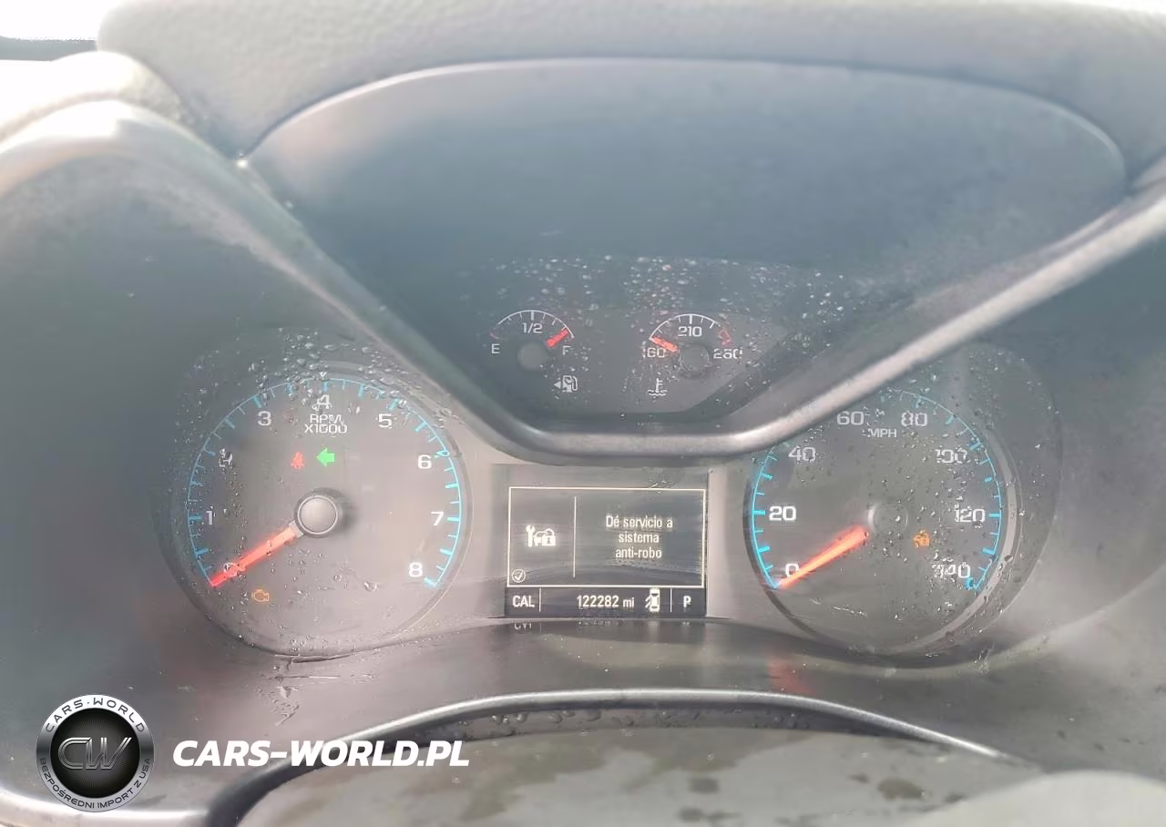 2018 Chevrolet Colorado VIN:1GCHSBEA0J1190632 - 9