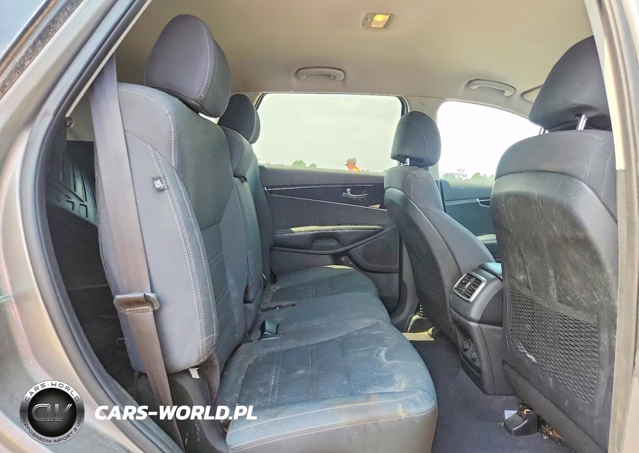 2017 Kia Sorento Lx V6 VIN:5XYPG4A52HG269764 - 11