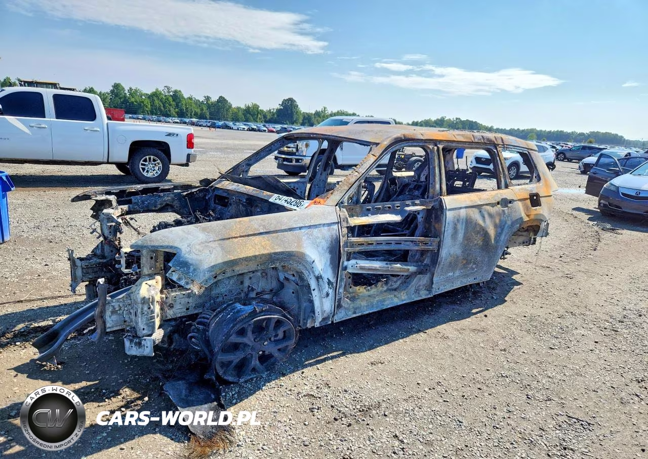 2024 Jeep Grand Cherokee L Laredo – zdjęcie 1 z 12