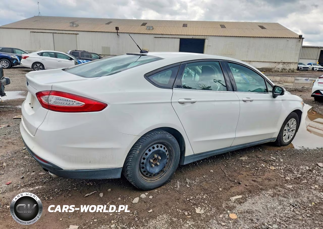 FORD FUSION S VIN:3FA6P0G7XDR167292 - 3