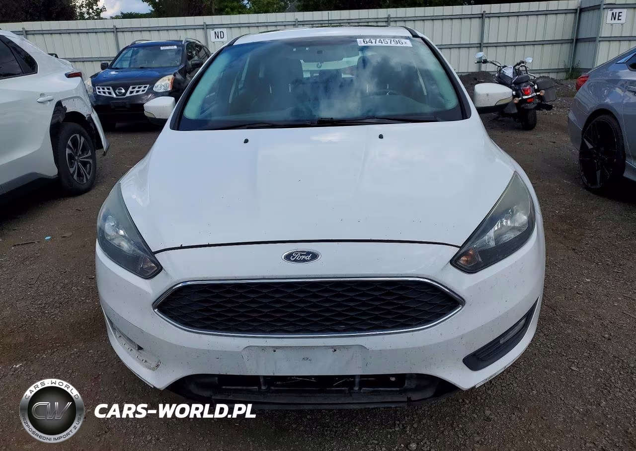 2015 Ford Focus Se VIN:1FADP3K20FL308490 - 5