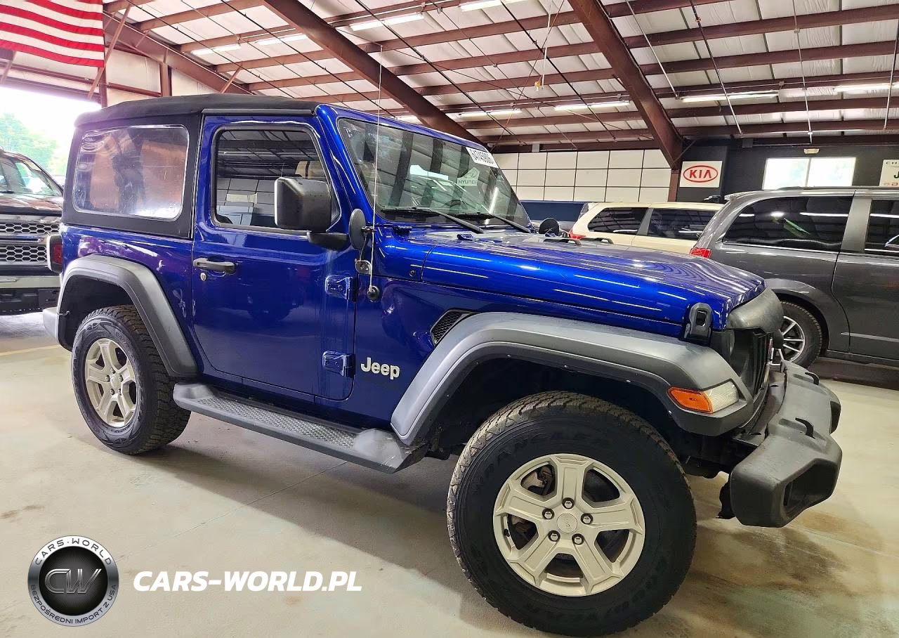 2018 Jeep Wrangler Sport VIN:1C4GJXANXJW236927 - 4