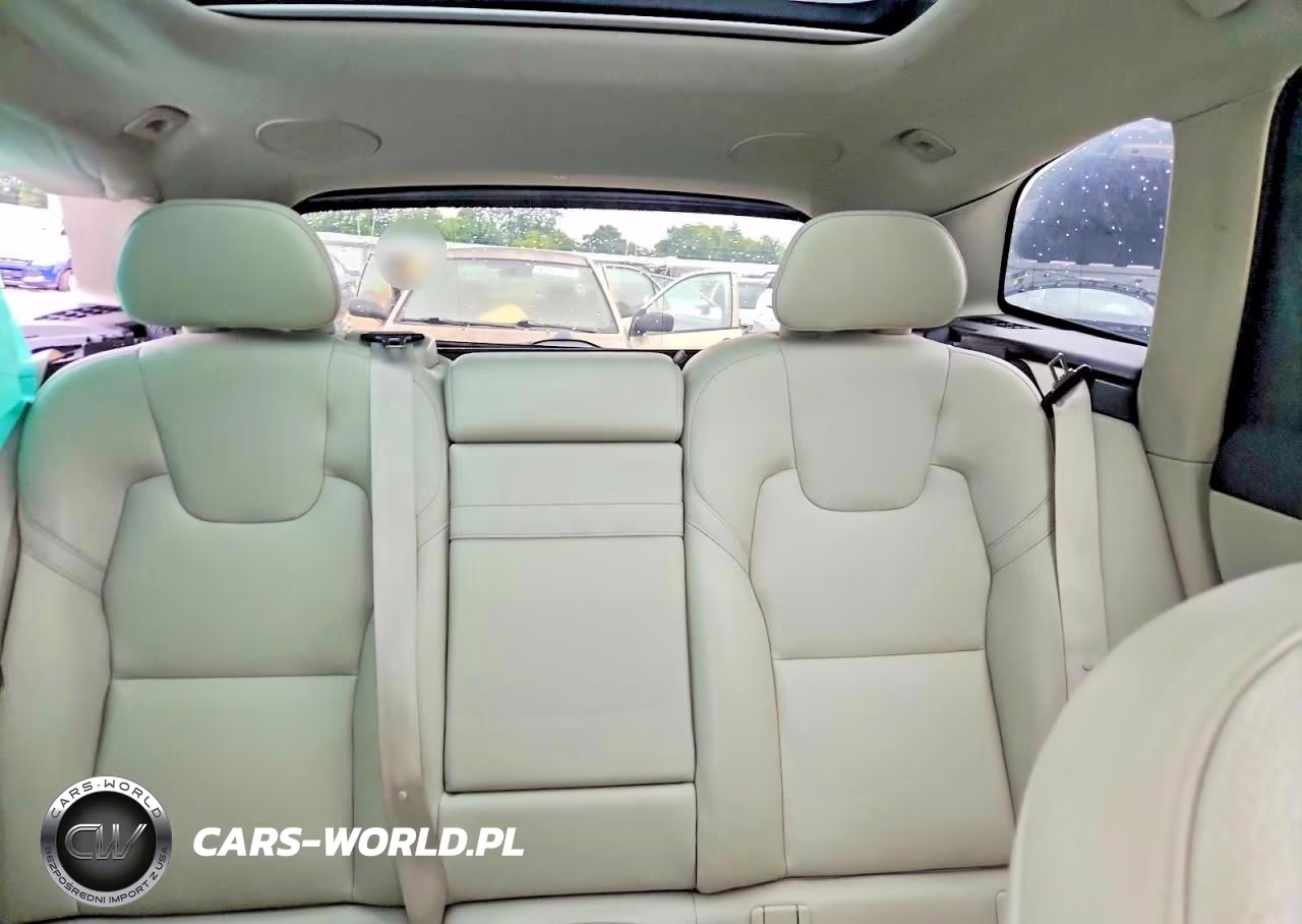 2019 Volvo Xc60 T5 VIN:LYV102RK3KB293046 - 10