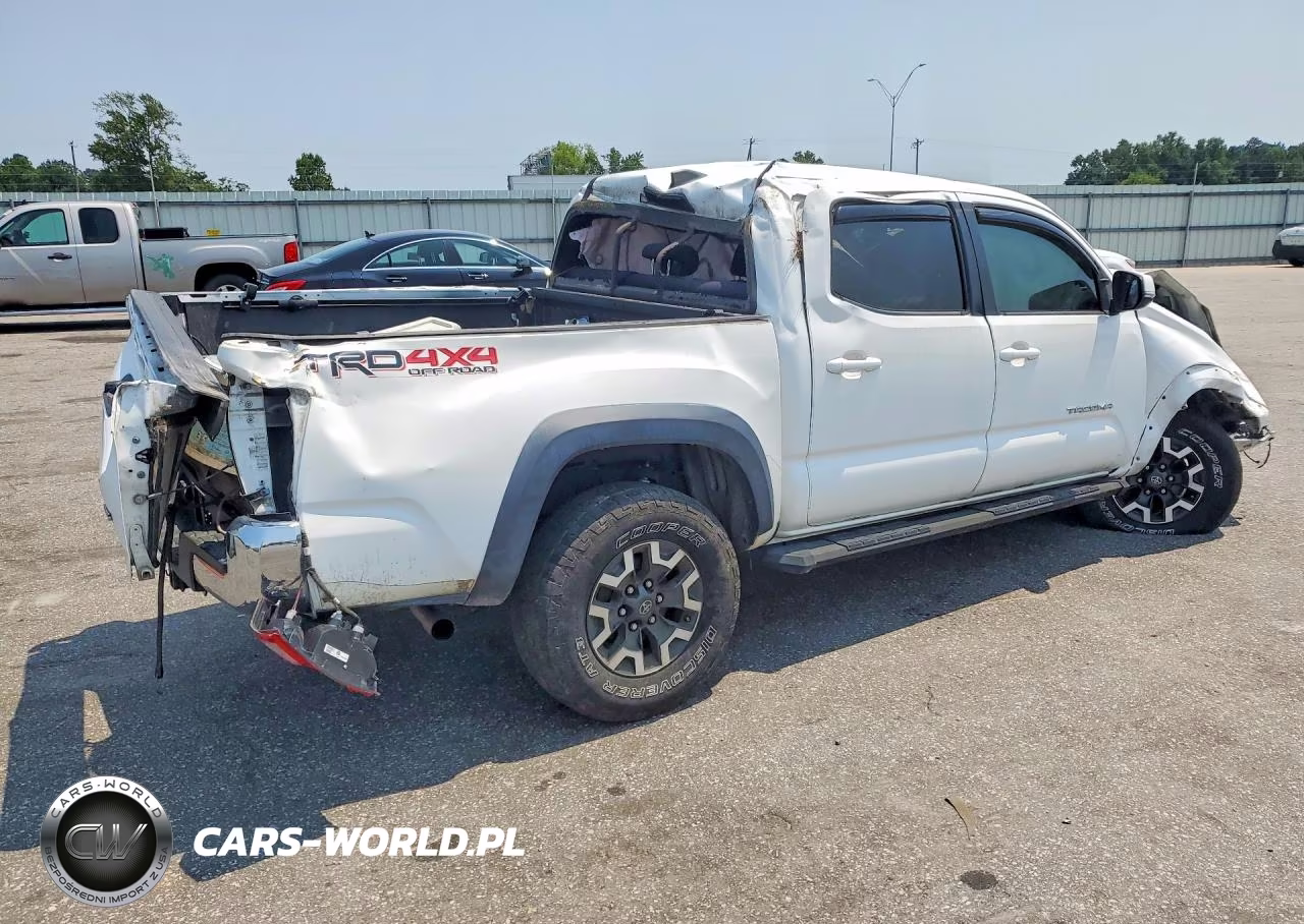 2016 Toyota Tacoma Trd Off-Road VIN:5TFCZ5AN7GX031144 - 3